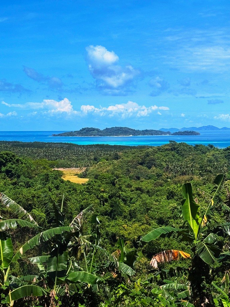 Island Hopping Darocotan Island Dryft Camp
