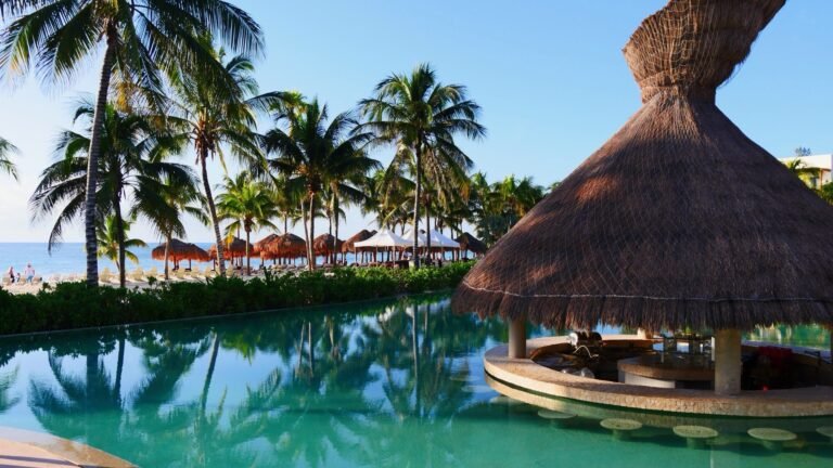 Secrets® Akumal Riviera Maya, Cancun Pool & Bar Top All-Inclusive Hotels